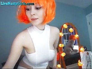 Hot Leeloo Cosplay On Webcam